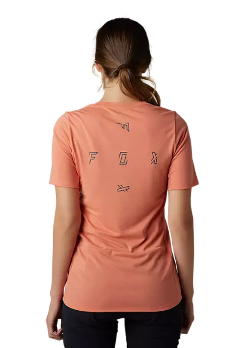Fox Racing Women's Ranger DR Fract Short Sleeve Jersey in Salmon Pink-2